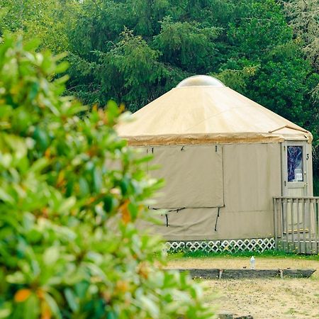 Long Beach Camping Resort Yurt 8 Oceanview Camera foto